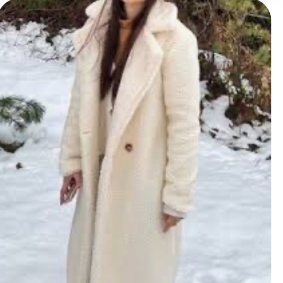 Eilly Bazar Cream Teddy Coat - Picture 8 of 8